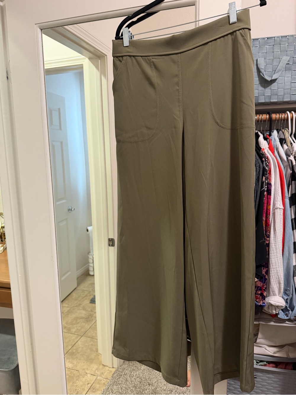 Max Studio Olive Green Wide-Leg Pull-On Pants